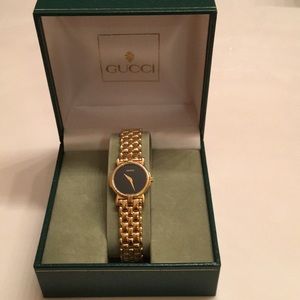 Ladies Gucci 3400L gold plated watch